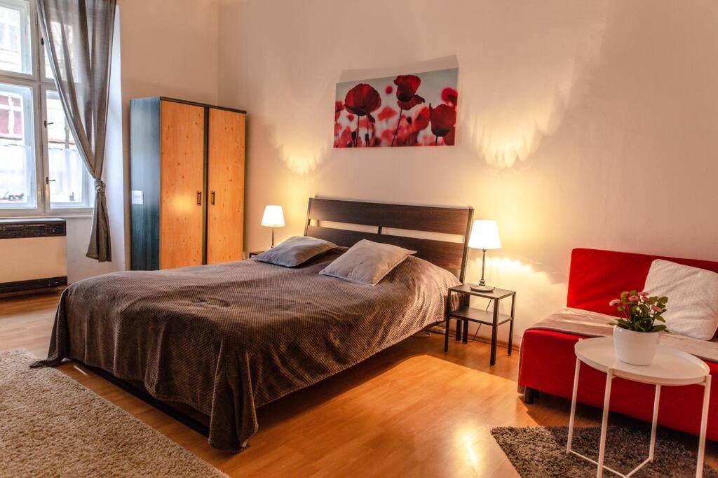 Cozy Apartment In Prague'S Best Area Exterior photo
